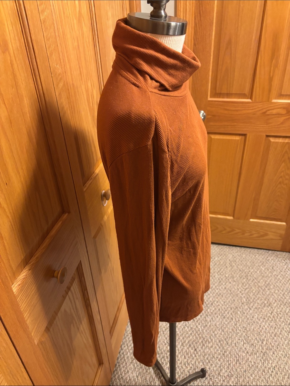 LOFT Rust Orange Ribbed Turtleneck - Picture 4 of 5